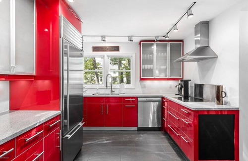 Greenwich Casa | Cozy luxury home w private beach