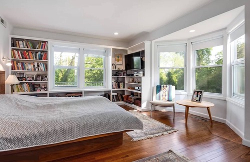 Greenwich Casa | Cozy luxury home w private beach