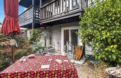 Marina District Apartamento | Cozy Marina Studio w/ Murphy Bed & Garden Oasis