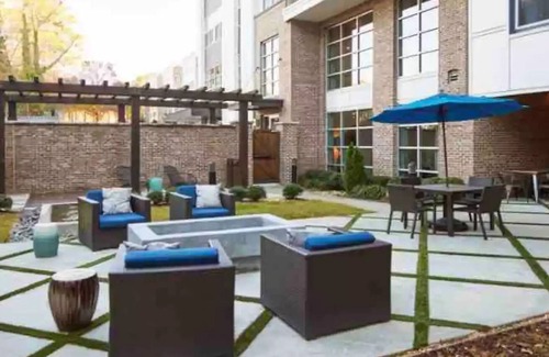 Sandy Springs Apartamento | Cozy Mid-Rise Suburb of Atlanta