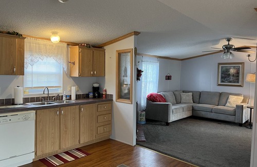 Moorefield Casa | Cozy Mobile Home In Just the Right Place.