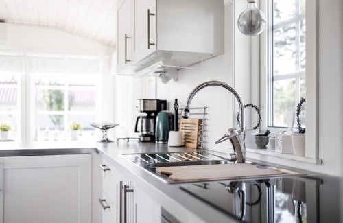 Hammar Chalet De Esquí | Cozy mobile home near sandy beach | SE11015