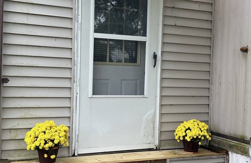 Port Clinton Casa | Cozy Mobile Home