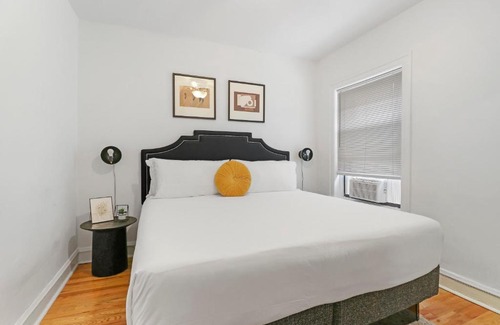 Lake View East Apartamento | Cozy Modern 1BR Apt, 10-min Walk to Wrigley Field - Stratford 1E 3E rep