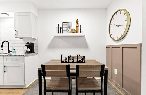 Mount Clemens Apartamento | Cozy Modern 1BR Close to Downtown
