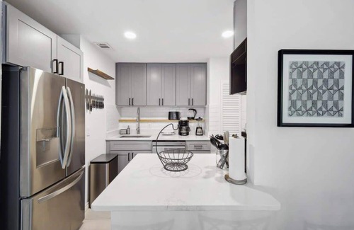 Old East Dallas Casa | Cozy & Modern Home in Heart of Dallas