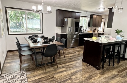 Sioux Falls Casa | Cozy Modern Spa ~ Family Fun meets Serene Luxury