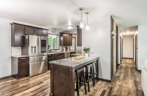 Sioux Falls Casa | Cozy Modern Spa ~ Family Fun meets Serene Luxury