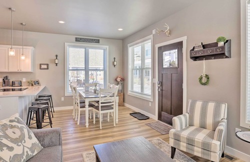 Spearfish Cabaña | Cozy & Modern Spearfish Cottage Near Downtown