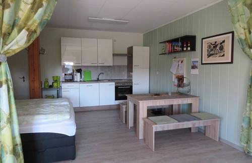 Schonebeck Apartamento | Cozy, modern vacation apartment with parking space