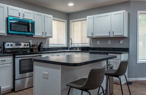 New Castle Casa | Cozy Modern Villa Sum