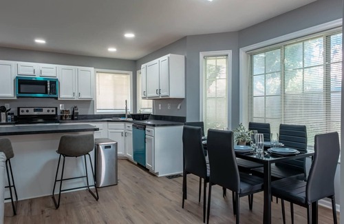 New Castle Casa | Cozy Modern Villa Sum