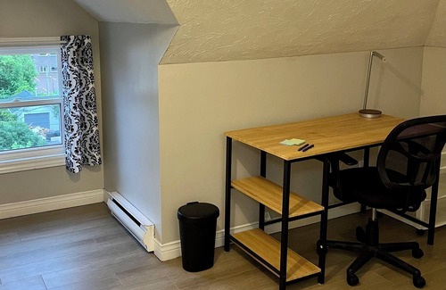 Moncton Casa | Cozy Moncton Retreat with Office