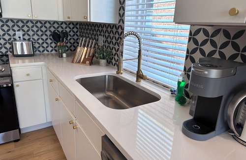 Chattanooga Condominio | Cozy Mountain Basecamp on the Riverwalk, w/ Rooftop Deck