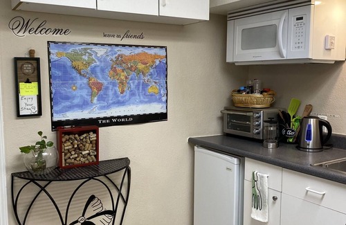 Crestline Apartamento | Cozy Mountain Cabin Escape, 7 min to Lake Gregory