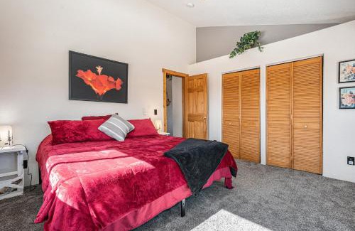 Saint Mary's Casa | Cozy Mountain Cabin in Idaho Springs