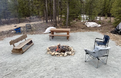 Fauquier Cabina | Cozy mountain cabin with private hot tub
