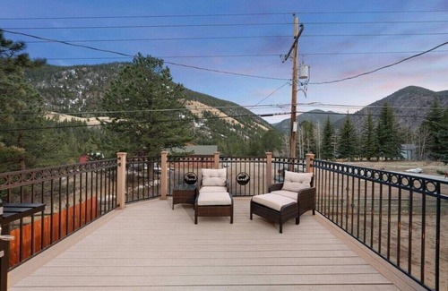 Georgetown Casa | Cozy mountain escape in Empire