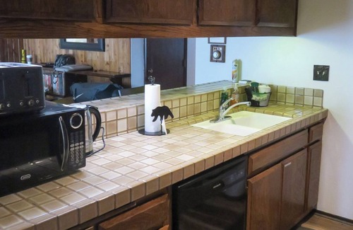 Majestic Pines Condominio | Cozy Mountain Retreat in Mammoth Lakes