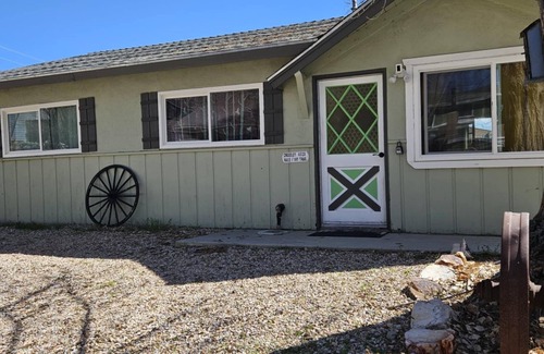 Frazier Park Casa | Cozy Mountain Retreat 2-bedroom house in Frazier Park with WiFi