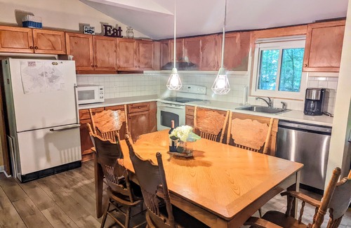 Thornhurst Casa | Cozy Mountain Retreat in Arrowhead Lake, Gold Star Community