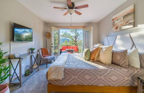 Bailey Casa | Cozy Mountain Retreat W Hot Tub & Decks