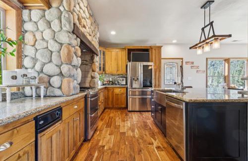 Frazier Park Casa | Cozy Mountain Retreat Near Mount Pinos cabin