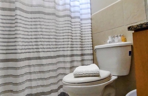 Los Naranjos Apartamento | Cozy mountain view apartment-7 min from Boquete downtown