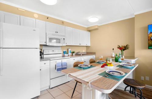 Waikiki Apartamento | Cozy Mountain View Haven with Free Parking!
