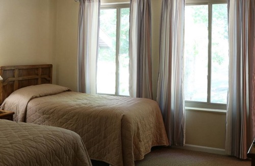Cheat Lake Casa | Cozy Mountain View Retreat in Morgantown