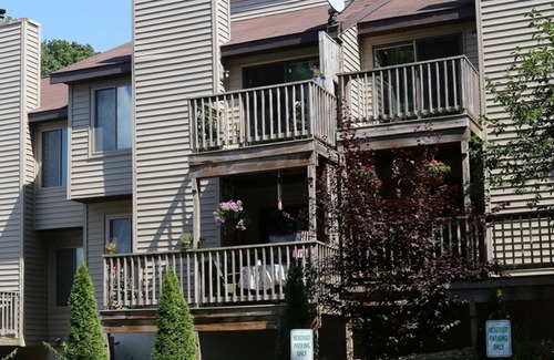 Cheat Lake Casa | Cozy Mountain View Retreat in Morgantown