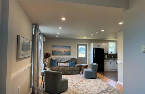 Cheticamp Casa | Cozy Mountainview Bungalow. French Fishing Village. Whale Watching tours.