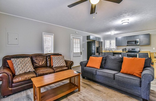 Skyland Apartamento | Cozy Mtn. Getaway in South Asheville