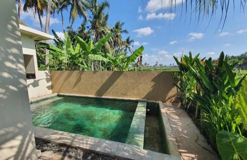 Kemenuh Villa | Cozy Mudram One Bedroom Private pool W Kitchenette