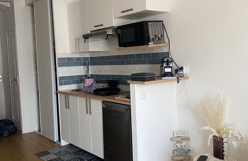 Trouville-sur-Mer Apartamento | Cozy n'est near train station and beach