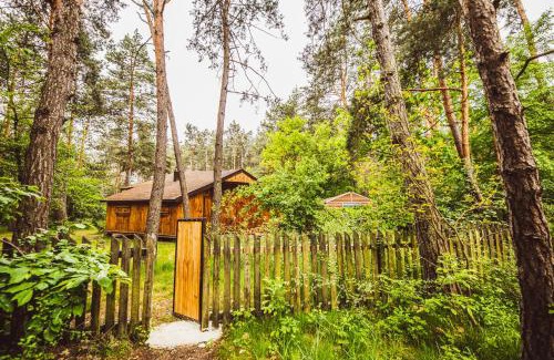 gmina Maciejowice Chalet De Esquí | Cozy Nature Retreat with Patio Fireplace Garden