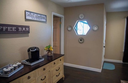 New Braunfels Casa | Cozy NB Pad - Minutes From All The Fun!