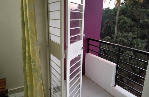 Belagavi Apartamento | Cosy Nest Belgaum - Apartamento totalmente amueblado de 2 habitaciones
