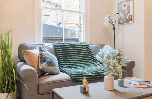 Seven Sisters Apartamento | Cozy new GF flat in London