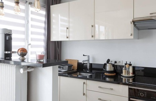 La Garenne-Colombes Apartamento | Acogedor y nuevo estudio cerca de Paris La Défense.