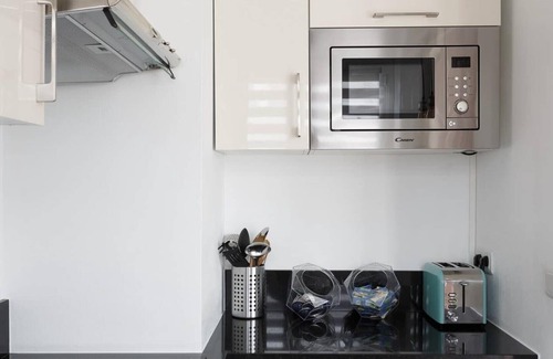 La Garenne-Colombes Apartamento | Acogedor y nuevo estudio cerca de Paris La Défense.