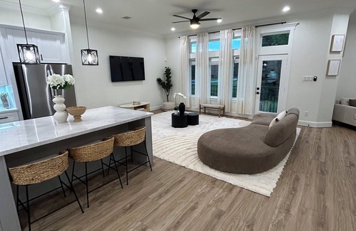Greater Third Ward Casa | Cozy & Newly Built 3bd - 8mins to Downtown