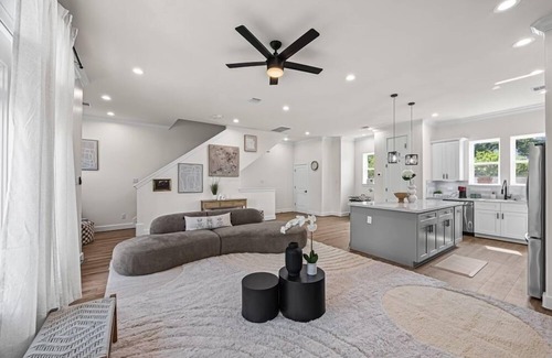 Greater Third Ward Casa | Cozy & Newly Built 3bd - 8mins to Downtown