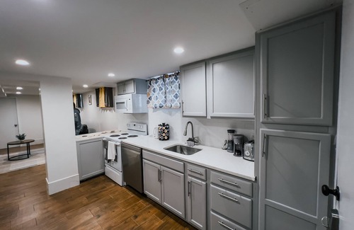 Irvington Apartamento | Cozy Newly Renovated Apartment