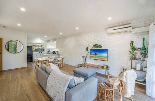 Newtown Casa | Cozy Newtown 2 bedroom unit