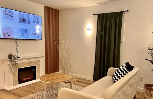 Riverview Cabina | Cozy, nordic guest house located in the heart of Riverview with swimspa.