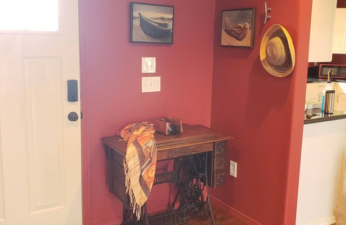 Crescent City Casa | Cozy North Coast Nest. Convenient location and dog friendly!