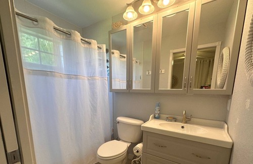 Polk City Cabaña | Cozy Oasis-Charming 1 Bedroom Casita with RV Parking Available