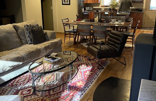 Deschutes River Woods Casa | Cozy Oasis on 1 acre in BEND