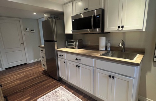 South End Apartamento | Cozy on Connaught. Central apartment in Halifax - very walkable!